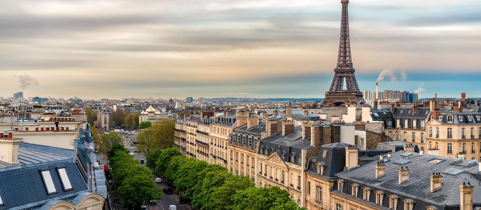Paris skyline and the Eiffel Tower